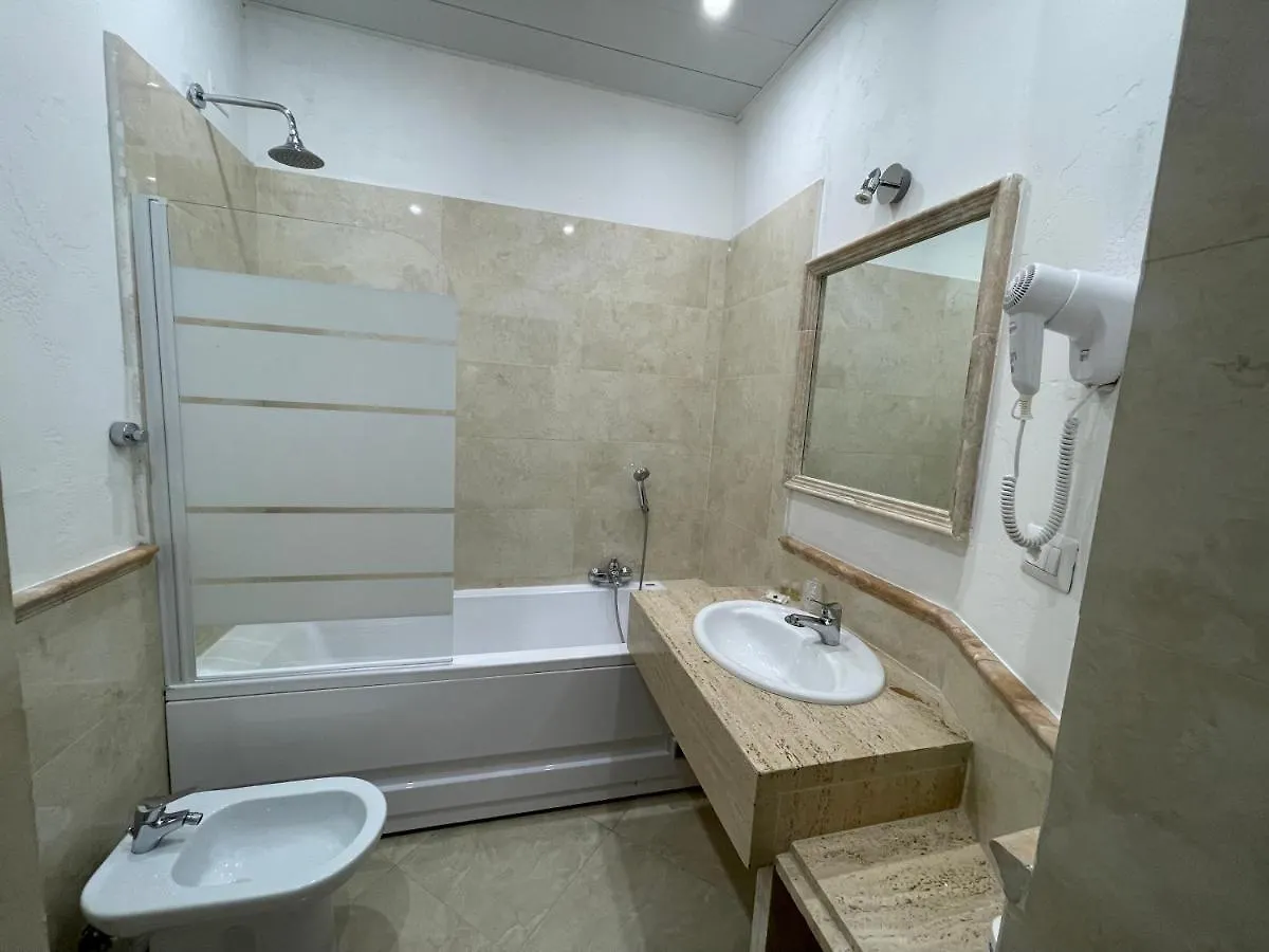 S.P.Q.R. Suite Rom